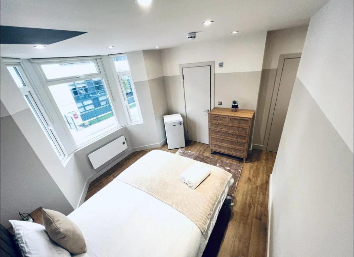 London South Charming Ensuite Look Like Hotel Designer Room Extérieur photo