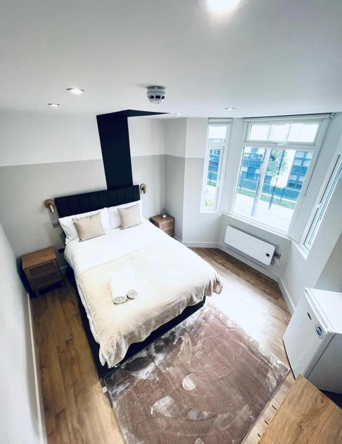 London South Charming Ensuite Look Like Hotel Designer Room Extérieur photo