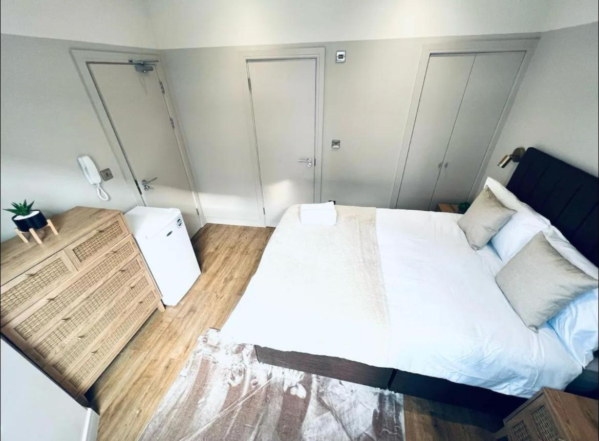 London South Charming Ensuite Look Like Hotel Designer Room Extérieur photo